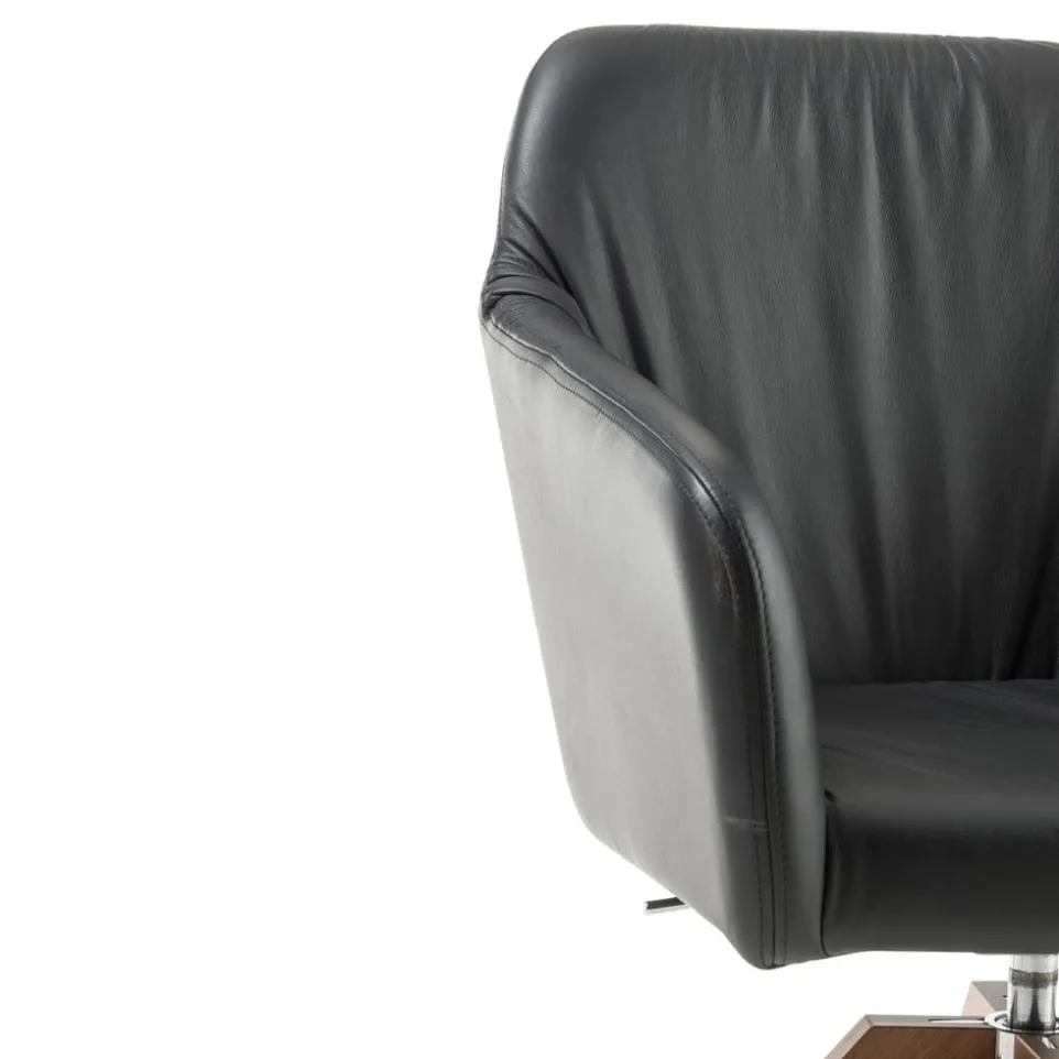 Armlehnstuhl Pendola