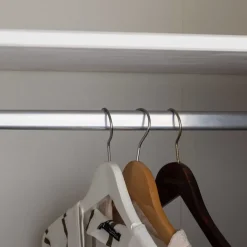 Drehtürenschrank Chilly