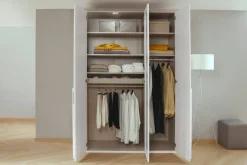 Drehtürenschrank Skat