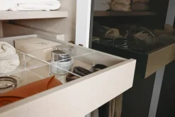 Drehtürenschrank Skat