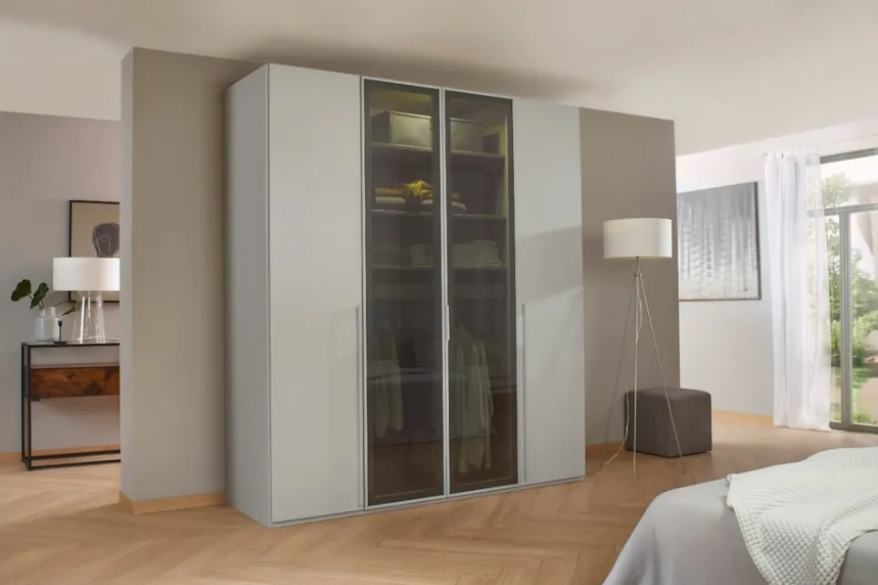 Drehtürenschrank Skat