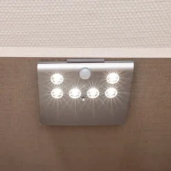 Drehtürenschrank Skat