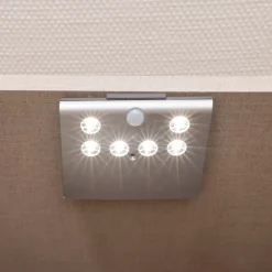 Drehtürenschrank Skat