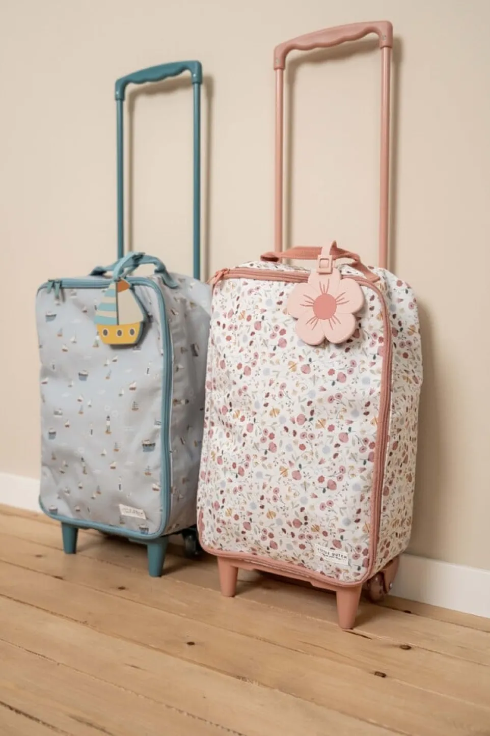 Koffer Flowers Butterflies