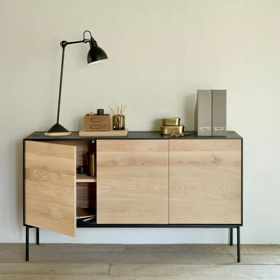 Sideboard Blackbird